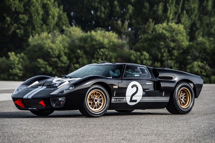 Shelby GT40 Mk. II 50 周年復刻版跑車