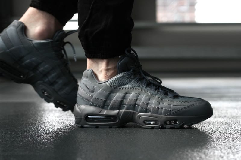 近賞 Nike Air Max 95 Essential「Cool Grey」配色