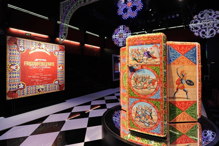 Dolce & Gabbana 聯手 Smeg 於米蘭家具展發布手繪藝術冰箱