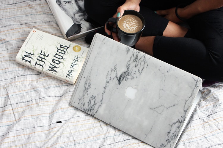 ELEMNT 採用大理石製作 Macbook 保護殼