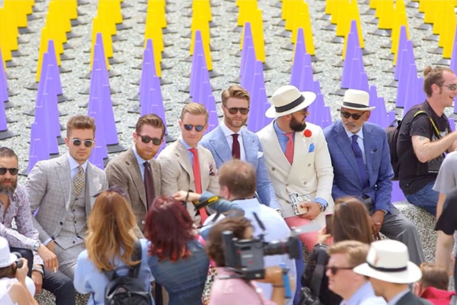 時裝展場外就如孔雀炫麗求偶?短片分析愛美一族之「生態」