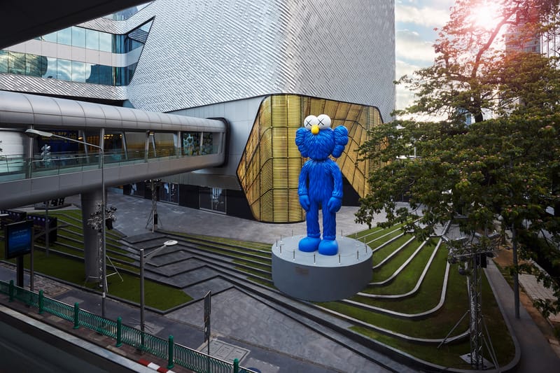 走進 KAWS 全新個人藝術展覽「BFF」