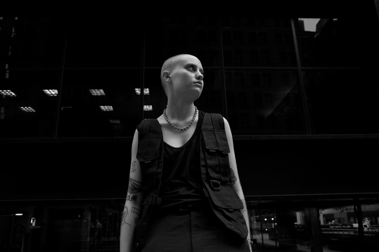 Third Looks 打造 Eyes & Sins 造型特輯