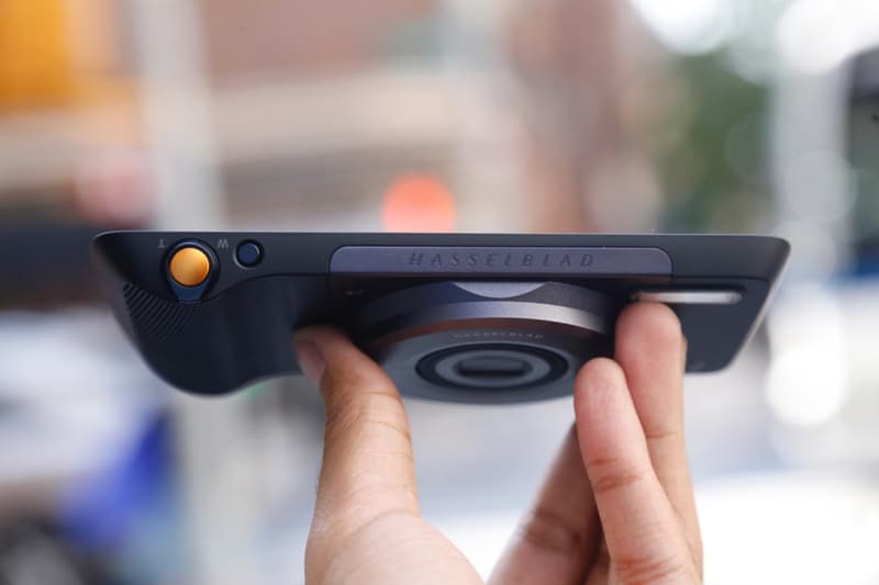Hasselblad 推出 Moto Z 手機專用「True Zoom」相機模塊