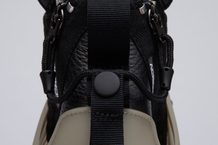 ACRONYM x NikeLab Air Presto Mid Detail