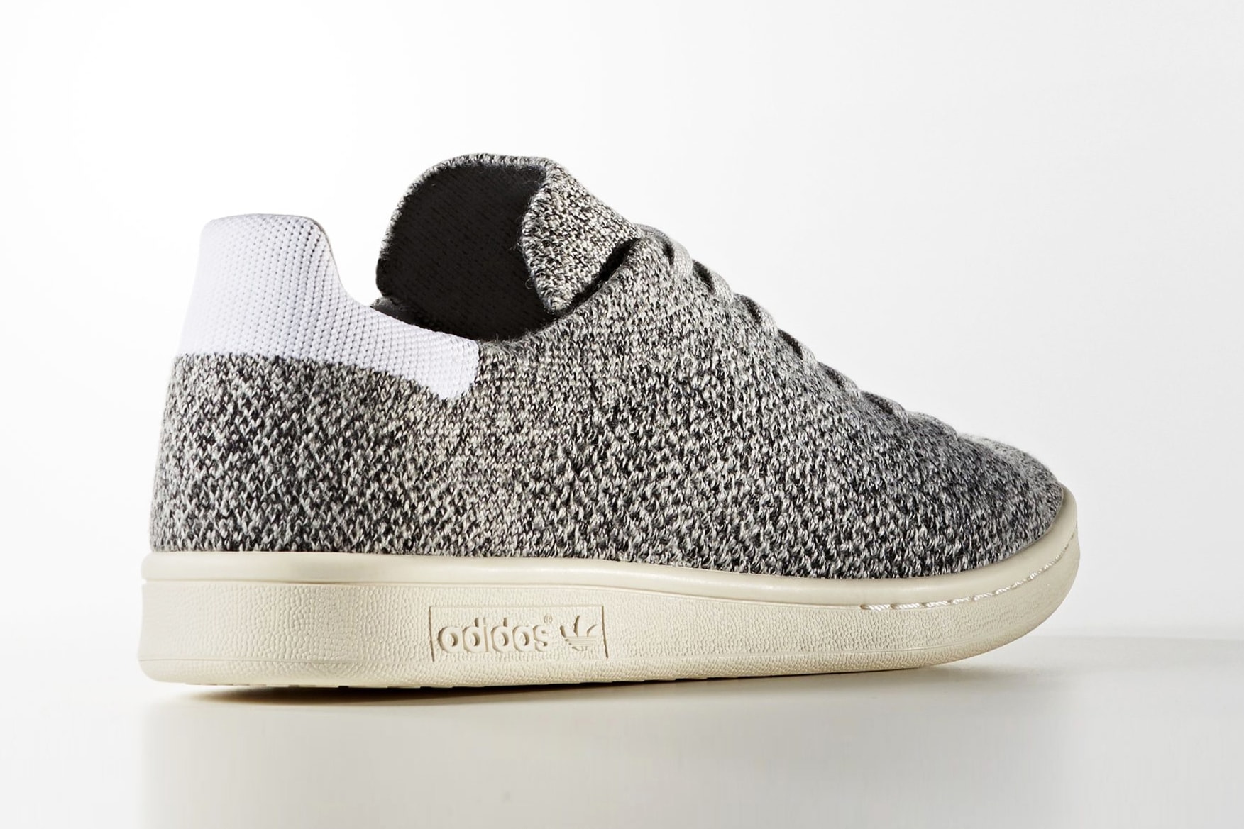 adidas originals stan smith wool primeknit in grey color