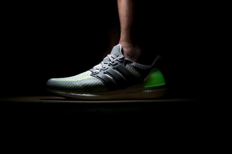 adidas UltraBOOST 別注 ATR 系列