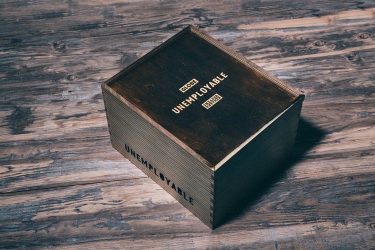 滑板聖經-Sneaker Freaker x Globe 聯手推出《Unemployable》紀念套裝