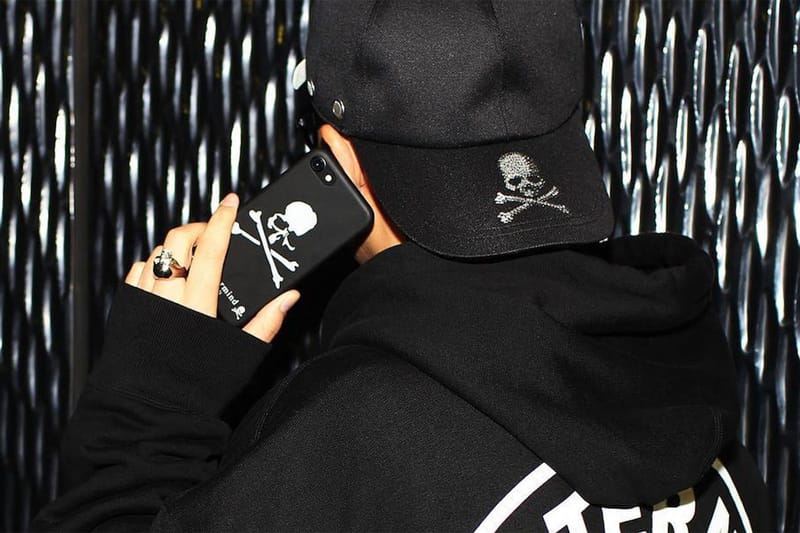 mastermind JAPAN 20 周年別注 iPhone 7 Case 與 Apple Watch 錶帶