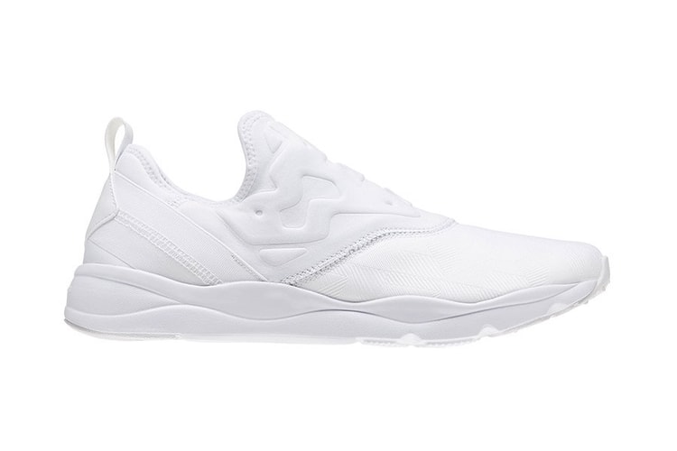 Reebok Furylite Slip On 全新黑、白配色