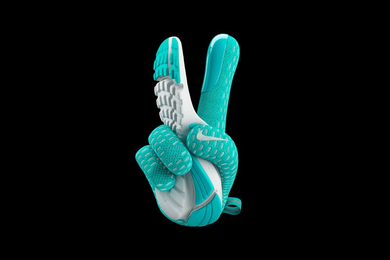 Chris Labrooy 以 Nike Air Presto Ultra Flyknit 打造出一系列 Emoji 圖案