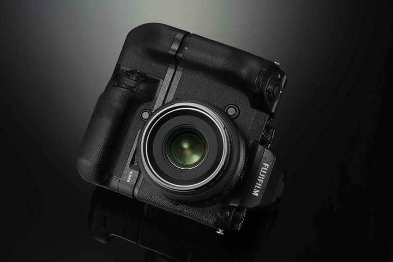 Fujifilm 正式發佈首部無反中片幅相機 GFX 50S