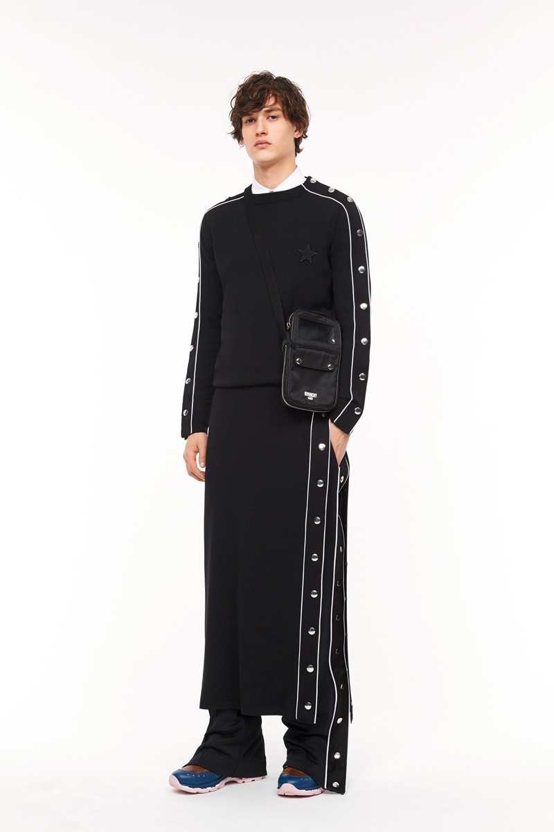 Givenchy 2017 Pre-Fall Collection