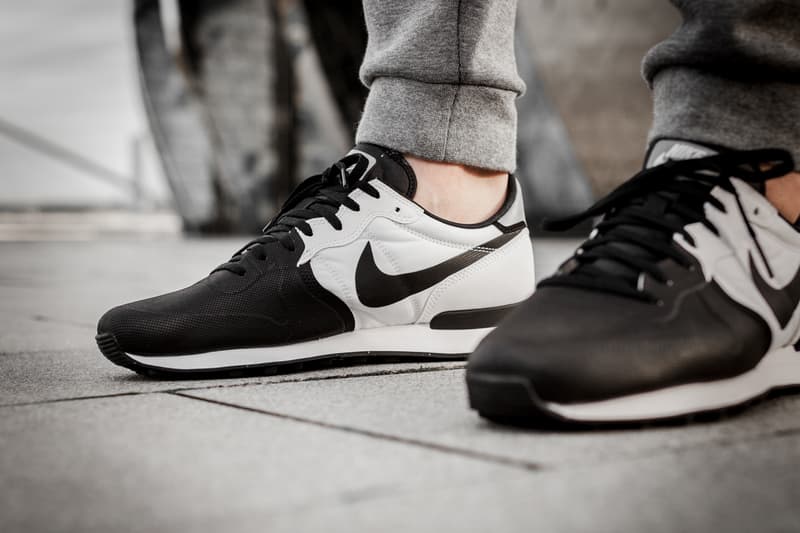 Nike Internationalist PRM Black White