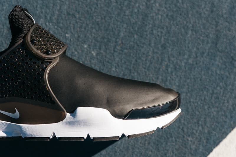 Nike Sock Dart SE Black/White Weatherproof Closer Look