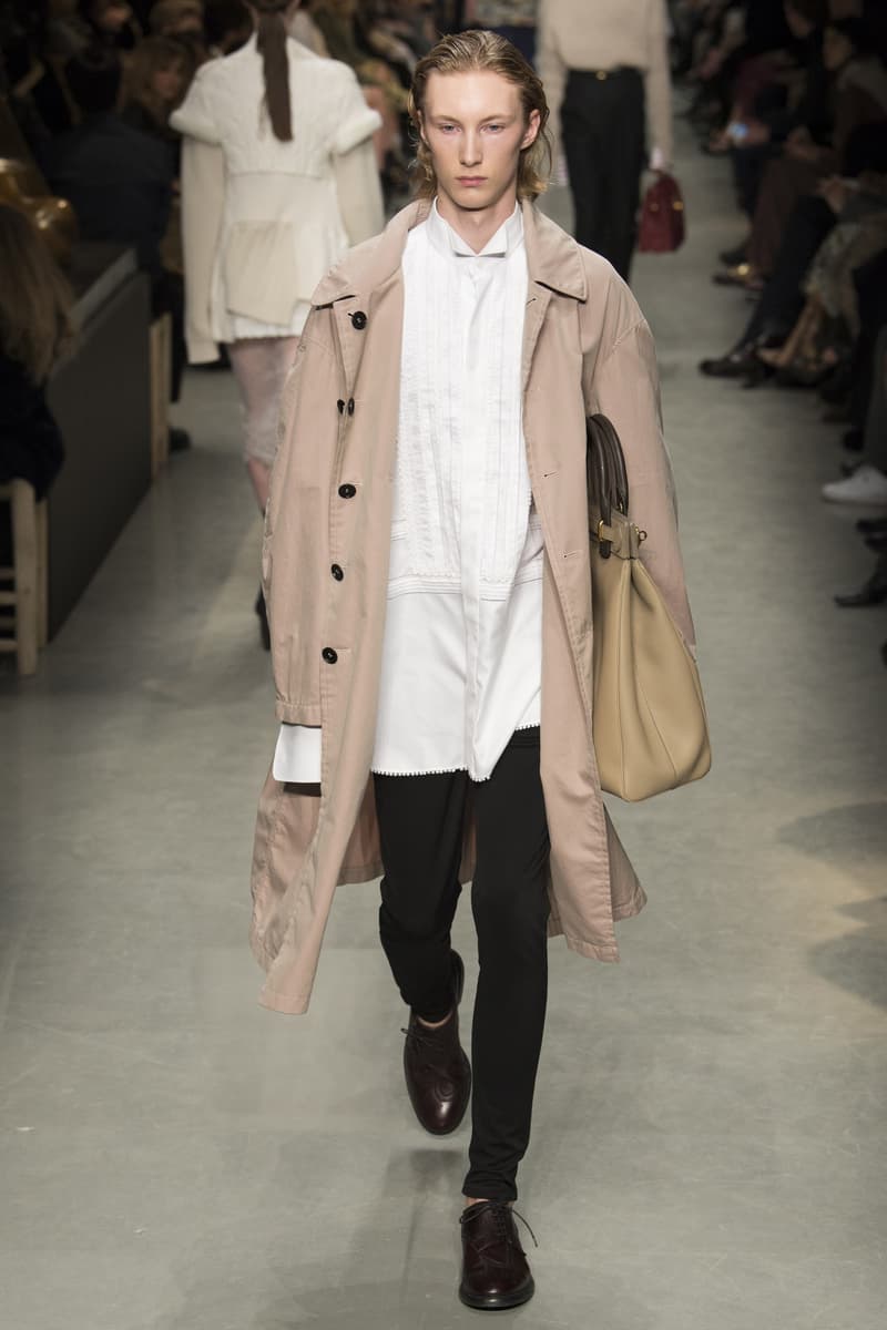 Burberry 2017 February Collection