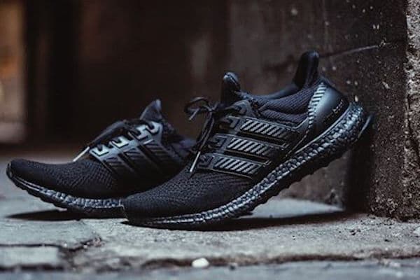 Dent Kicks Custom adidas UltraBOOST “Minimal Carbon”