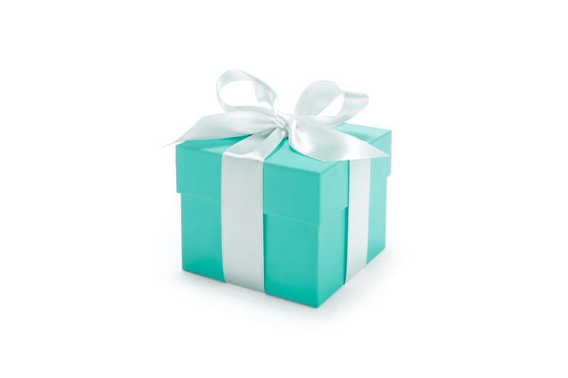 Tiffany & Co. 情人節推出 Tiffany T Two 戒指