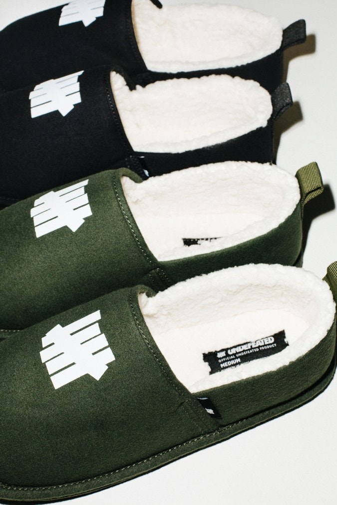 UNDEFEATED House Slippers