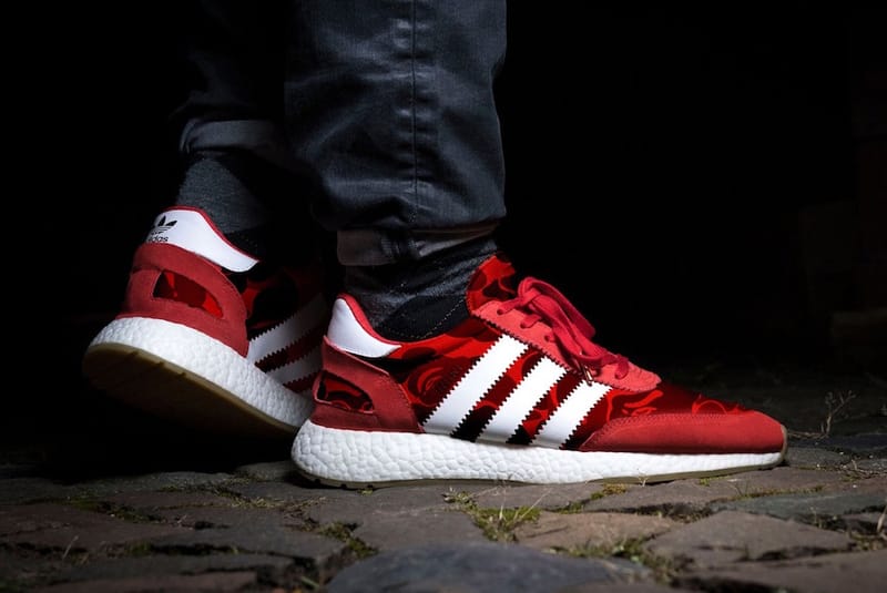 Sneakersnbonsai 打造 adidas Originals x BAPE「聯名」Iniki Runner 定製配色