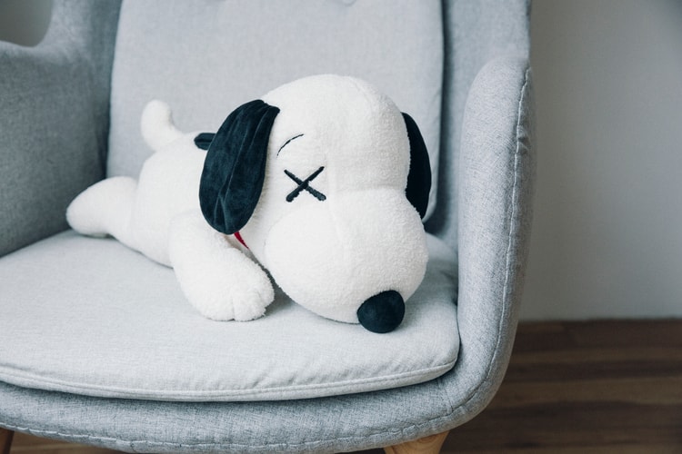 近赏 UNIQLO UT x KAWS x《Peanuts》2017 全新联名系列