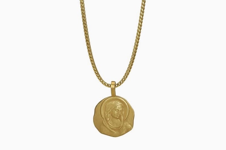 Kanye West 正式推出 YEEZY 珠寶系列