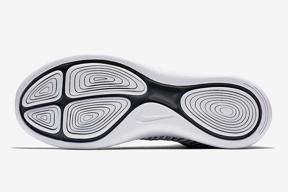 Nike LunarEpic Flyknit “Oreo” Black/White