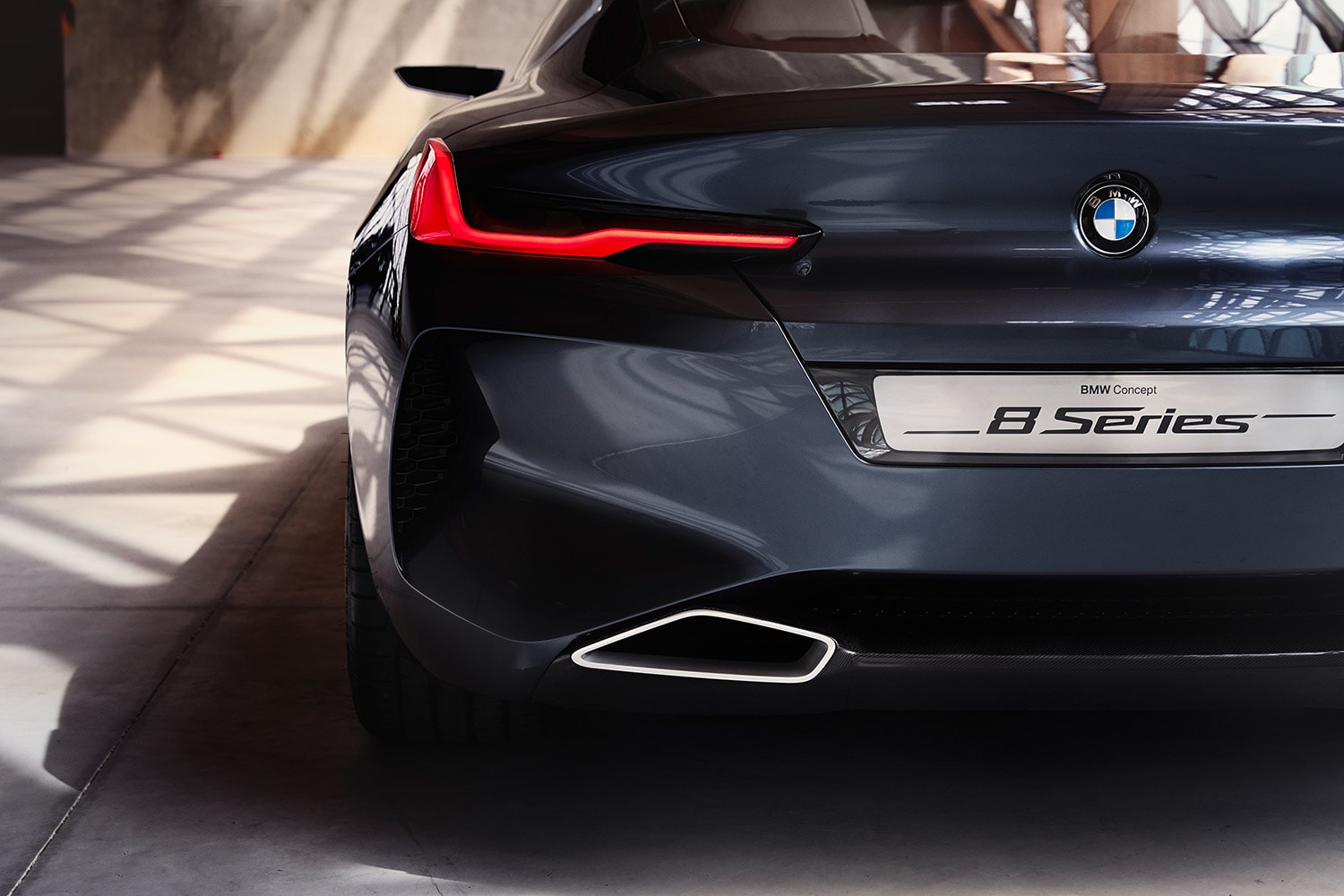 BMW 正式公佈全新 8 系概念車