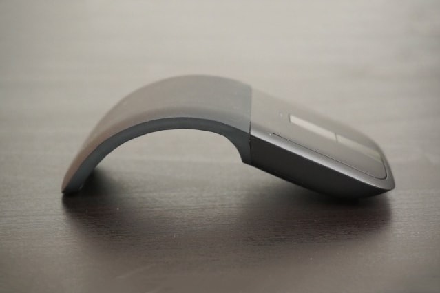 Microsoft 正式發佈 Surface Arc 無線鼠標