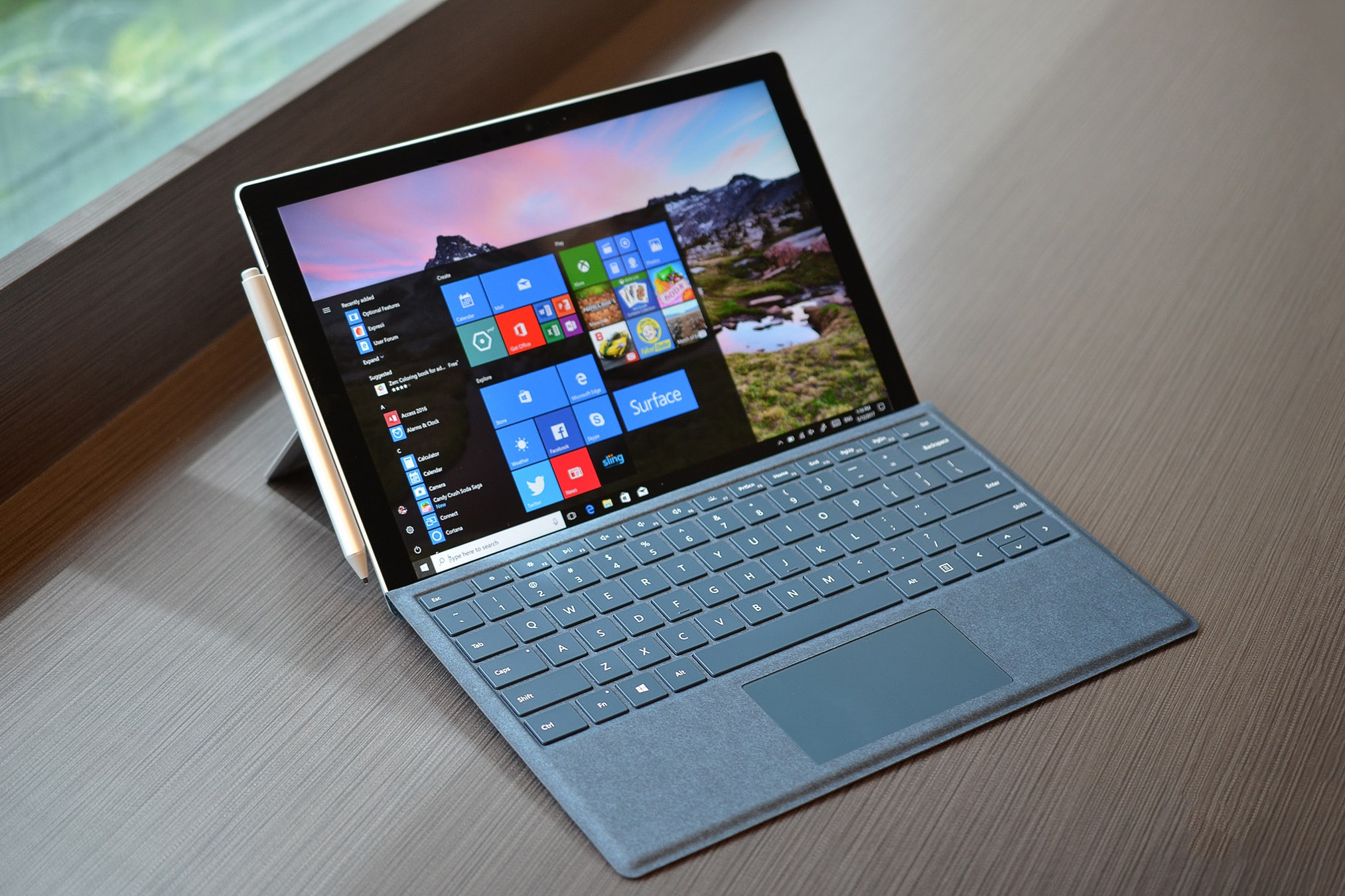 Microsoft 正式發佈 2017 新款 Surface Pro 平板電腦