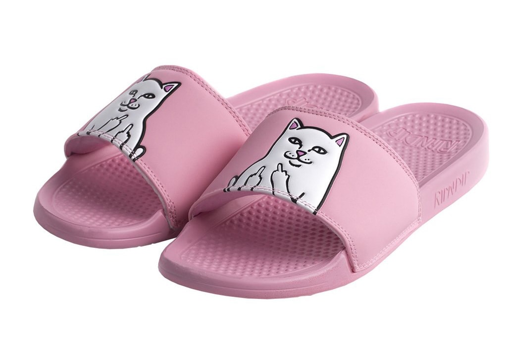 RIPNDIP 推出全新粉色「中指貓」拖鞋