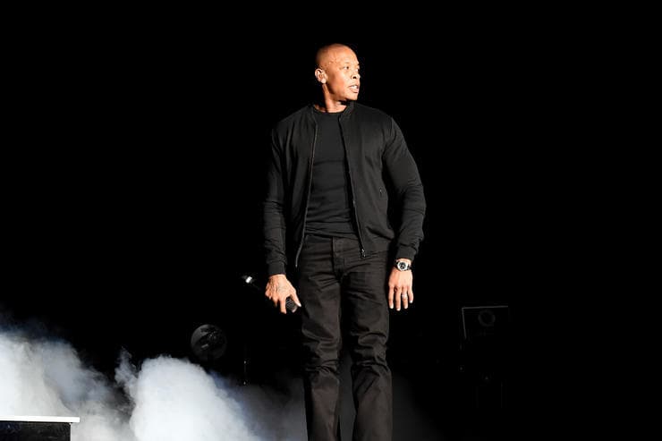 Dr. Dre 为家乡高中捐款 1,000 万美元建造艺术中心