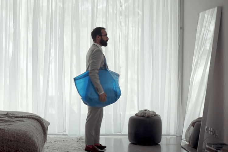 IKEA 為經典 FRAKTA 購物袋打造全新宣傳短片《The Blue Bag》