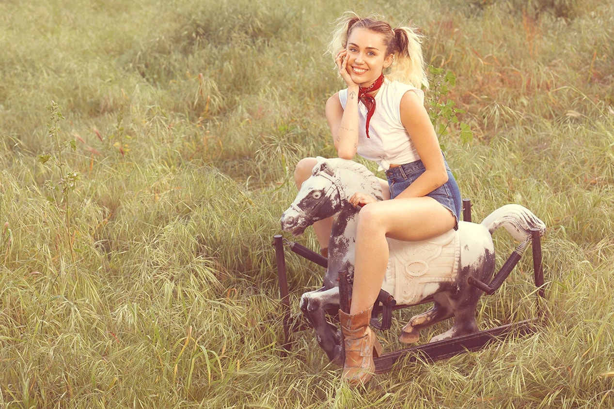 Miley Cyrus Dolce & Gabbana Beef on Instagram