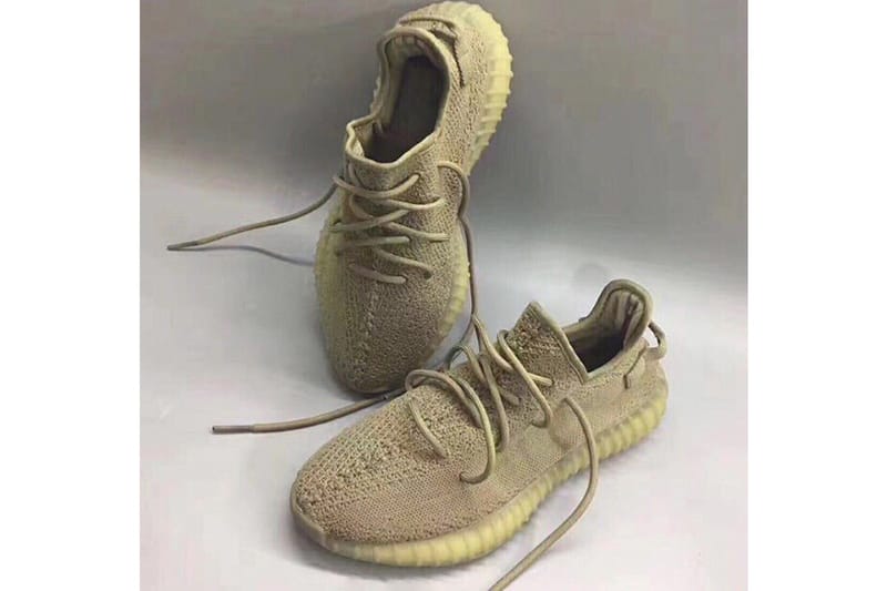 YEEZY BOOST 350 V2 全新「Dark Green」配色更多實物細節曝光