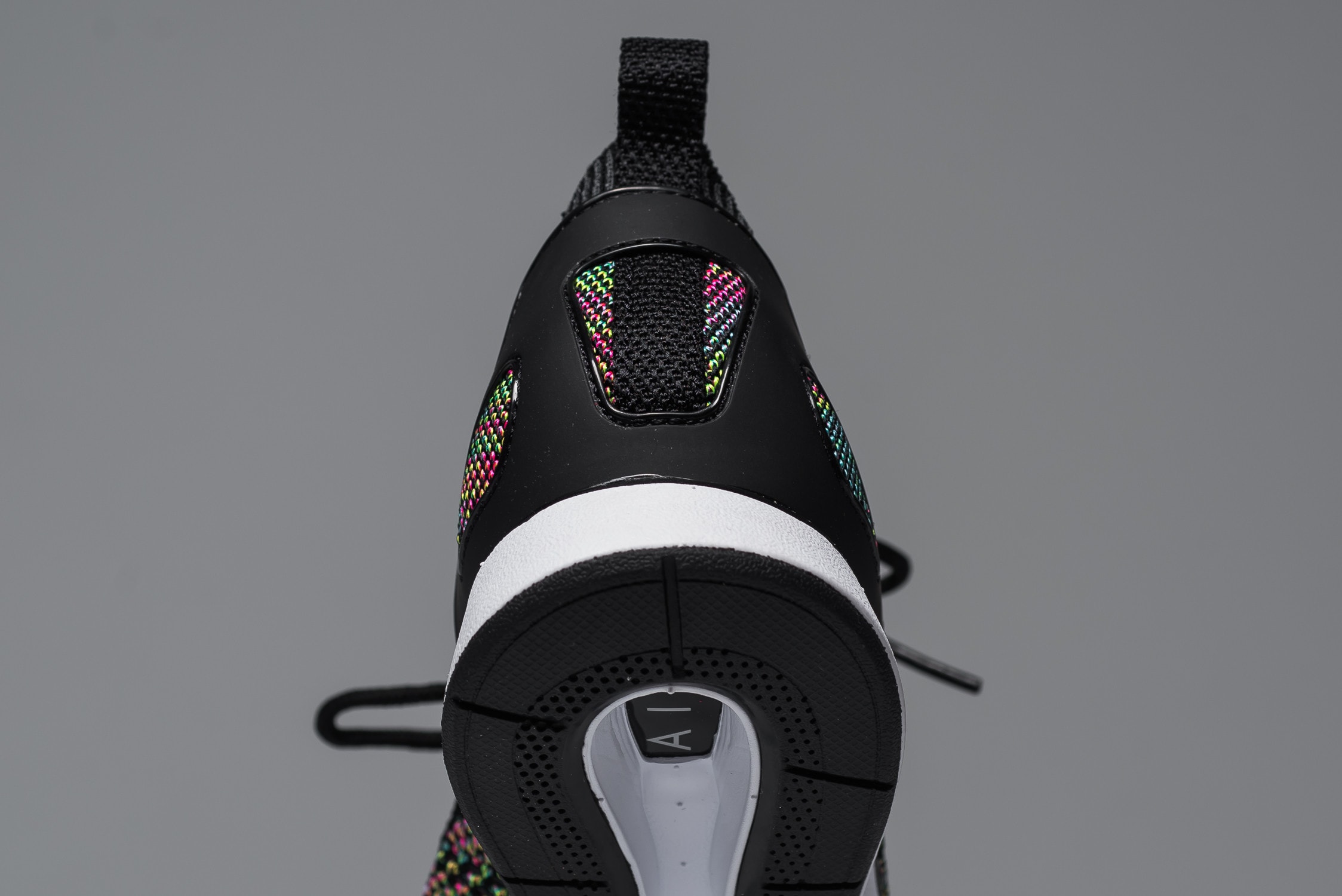 Nike Air Zoom Mariah Flyknit “Multicolor” Closer Look