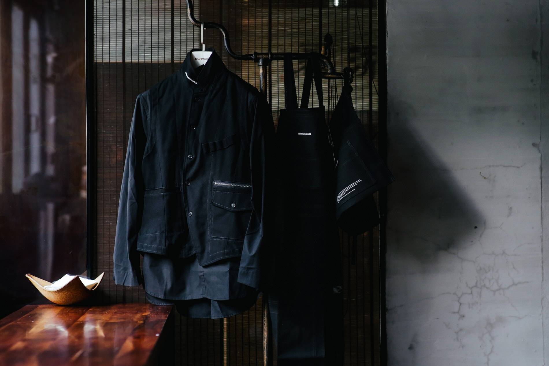 ROARINGWILD 為日式燒酒屋 RMK 打造專屬工作服