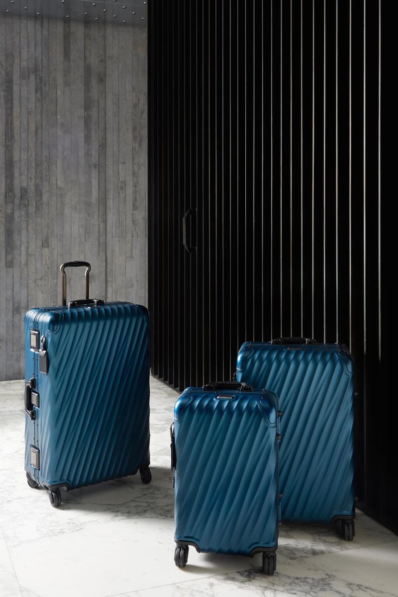 TUMI 19 DEGREE 鋁合金行李箱 2017 秋季限定藍色登場