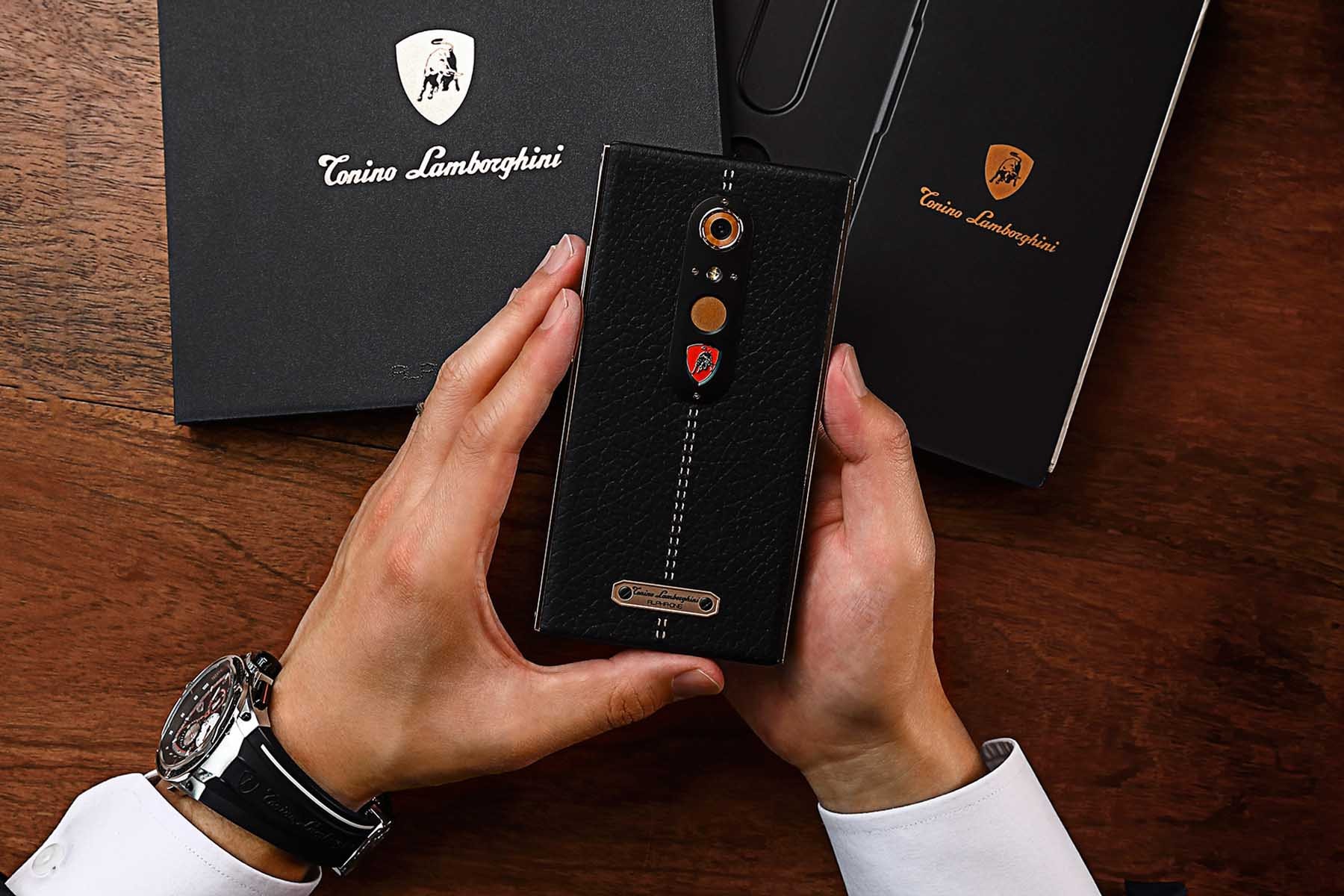 Lamborghini 正式發佈 Alpha One 奢華手機