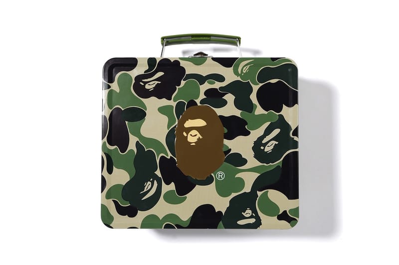 BAPE 與 AAPE By A Bathing Ape 推出中秋別注月餅禮盒