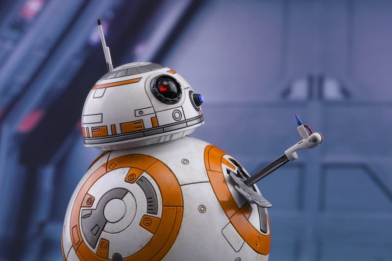 Hot Toys 最新《星球大戰: 最後的絕地武士》BB-9E 及 BB-8 1:6 比例珍藏套裝登場