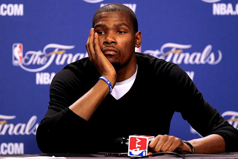 尷尬！Kevin Durant 忘記切換小號以「第三人稱」痛批前隊友