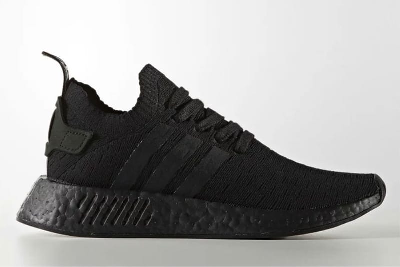 adidas Originals NMD R2 PK 全新「Triple Black」配色官方圖片釋出