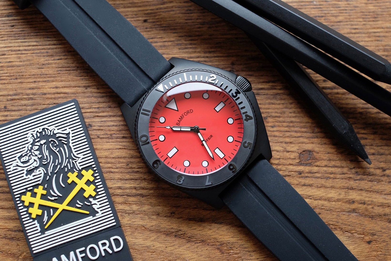 Bamford Watch Department 發佈首款自家品牌腕錶 Mayfair