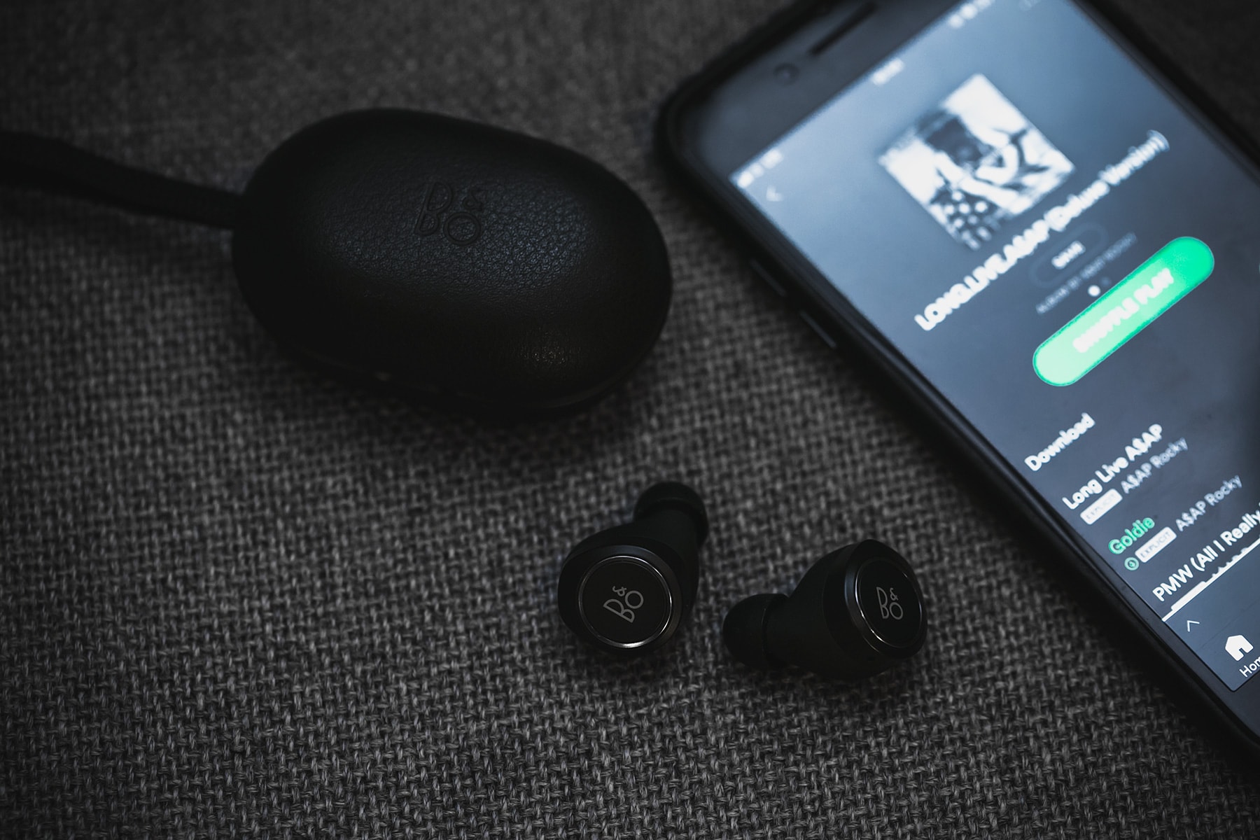 B&O Play 首款無線耳機 BeoPlay E8 正式上市