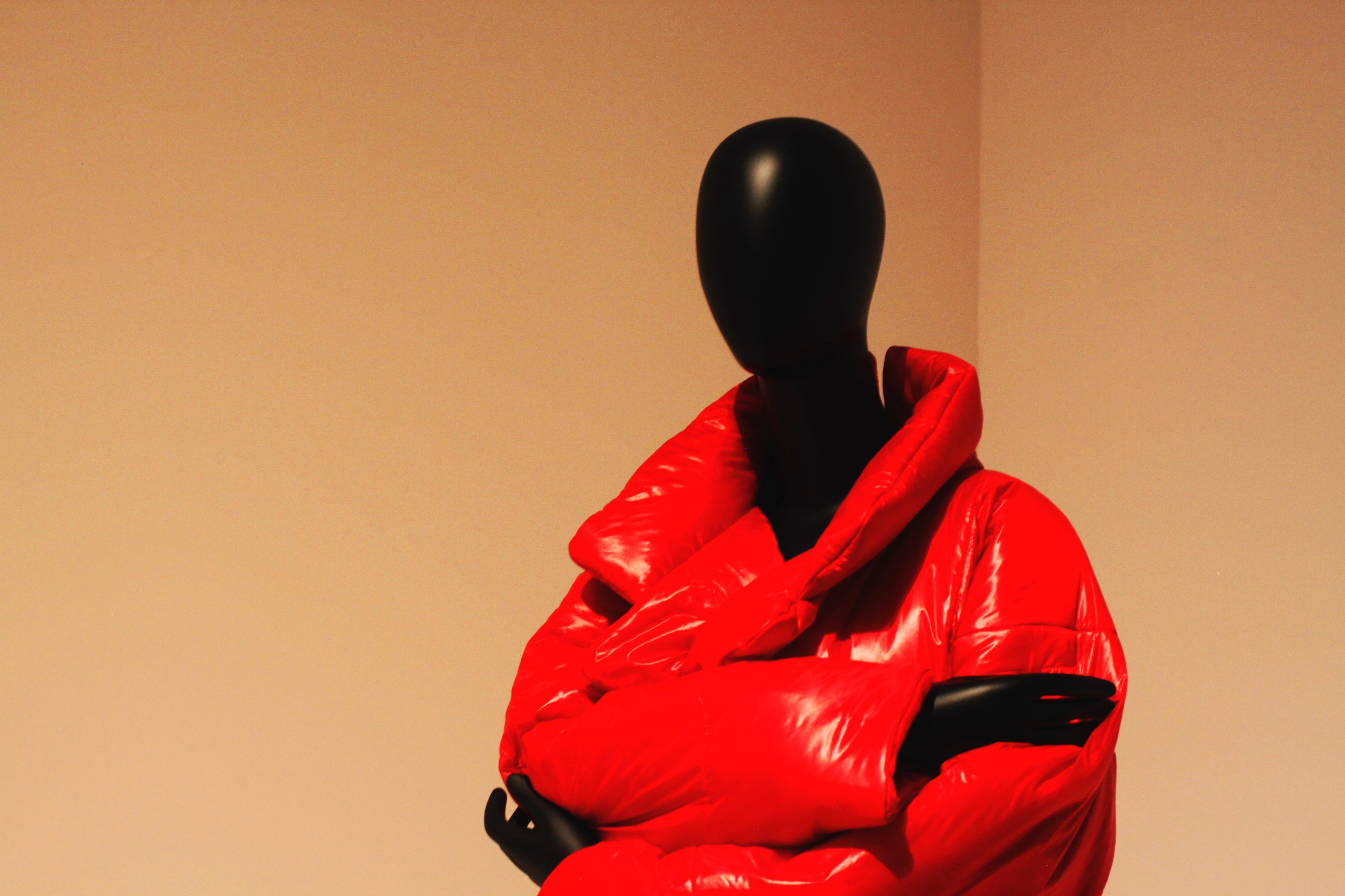 走進紐約 MoMA「Items: Is Fashion Modern?」時裝展覽