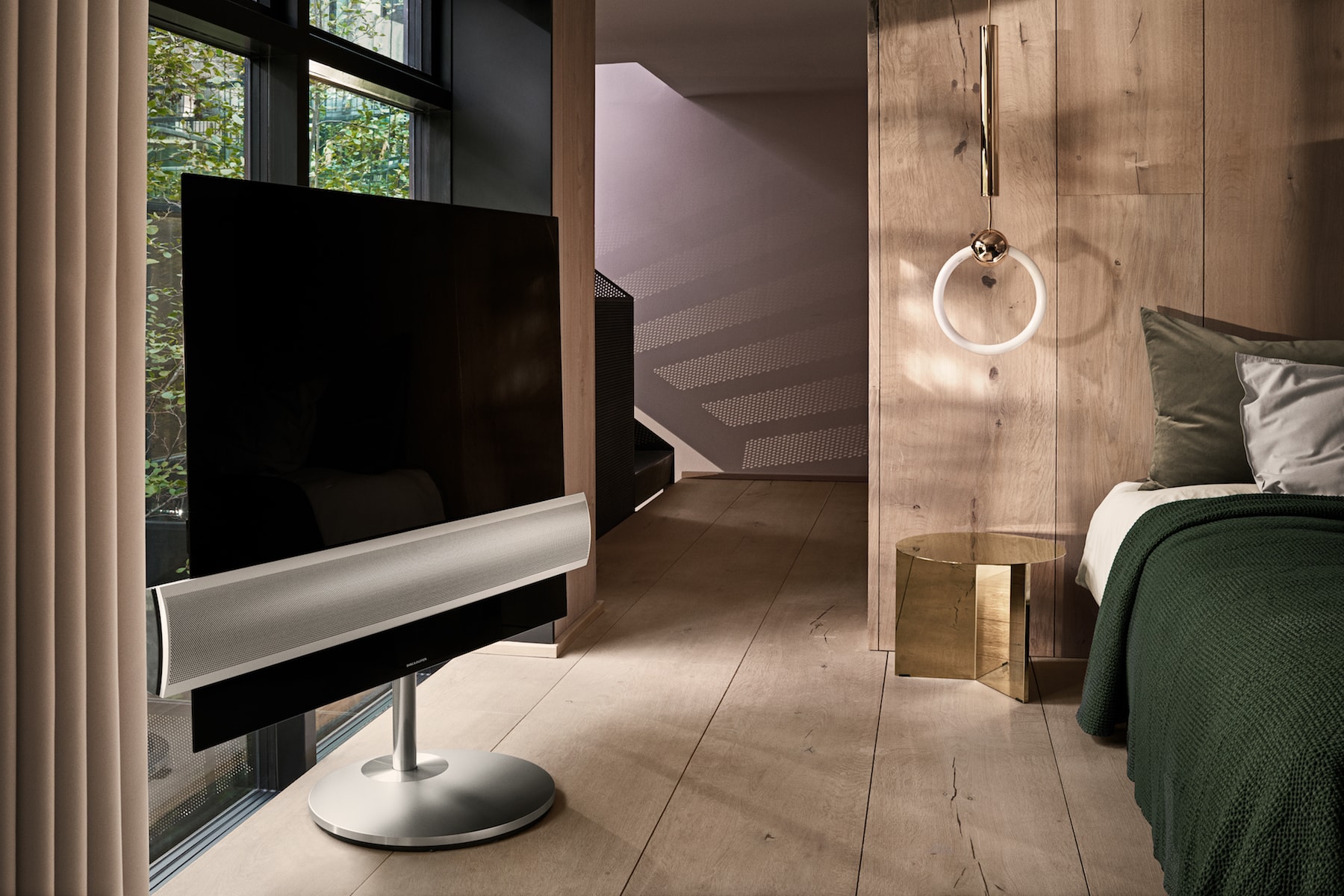 Bang & Olufsen 推出全新 BeoVision Eclipse 電視機與 BeoLab 50 音響