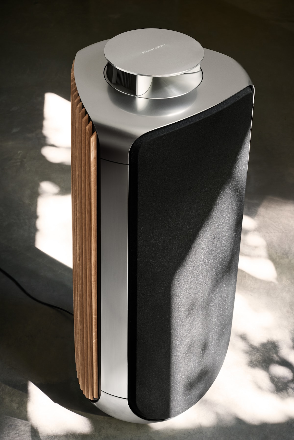 Bang & Olufsen 推出全新 BeoVision Eclipse 電視機與 BeoLab 50 音響
