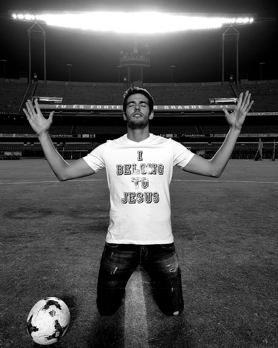 巴西傳奇球星 Kaká 正式宣佈退役