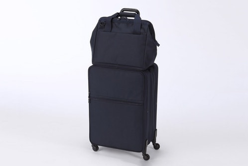 MUJI 推出全新折疊式行李箱